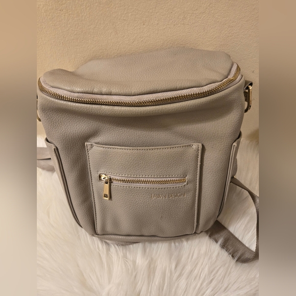 Fawn Design Vegan Leather The Mini Small Diaper Bag Backpack Gray - Picture 12 of 16